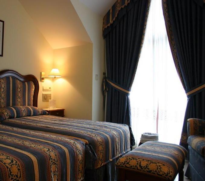 Hotel De Borlena الغرفة الصورة