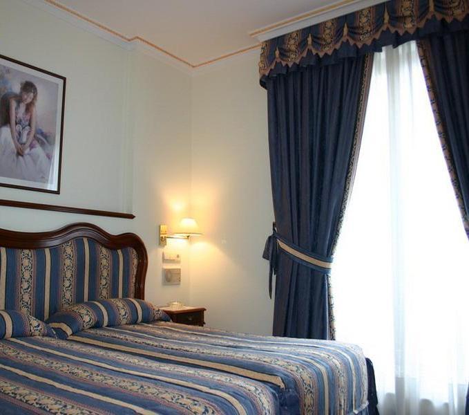 Hotel De Borlena الغرفة الصورة